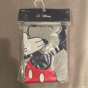 GAP Mickey Mouse Pajamas. NEW Sz 4 years